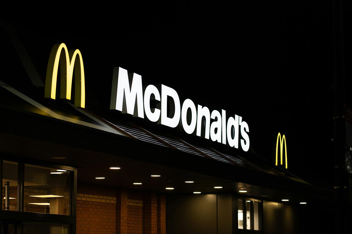 McDonald's restaurants in Sri Lanka are closed due to hygienic issues